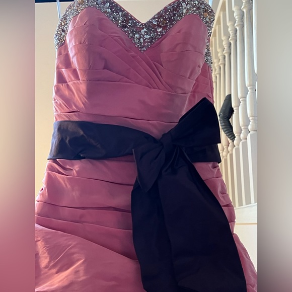 Only wore once size 2 - Picture 6 of 11